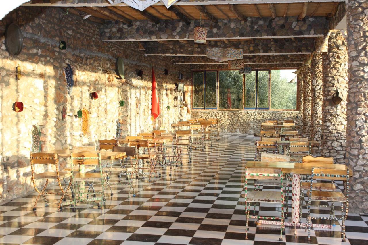 Hotel Leonor Beni Chiker Esterno foto